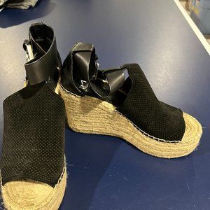 Marc Fisher Wedges